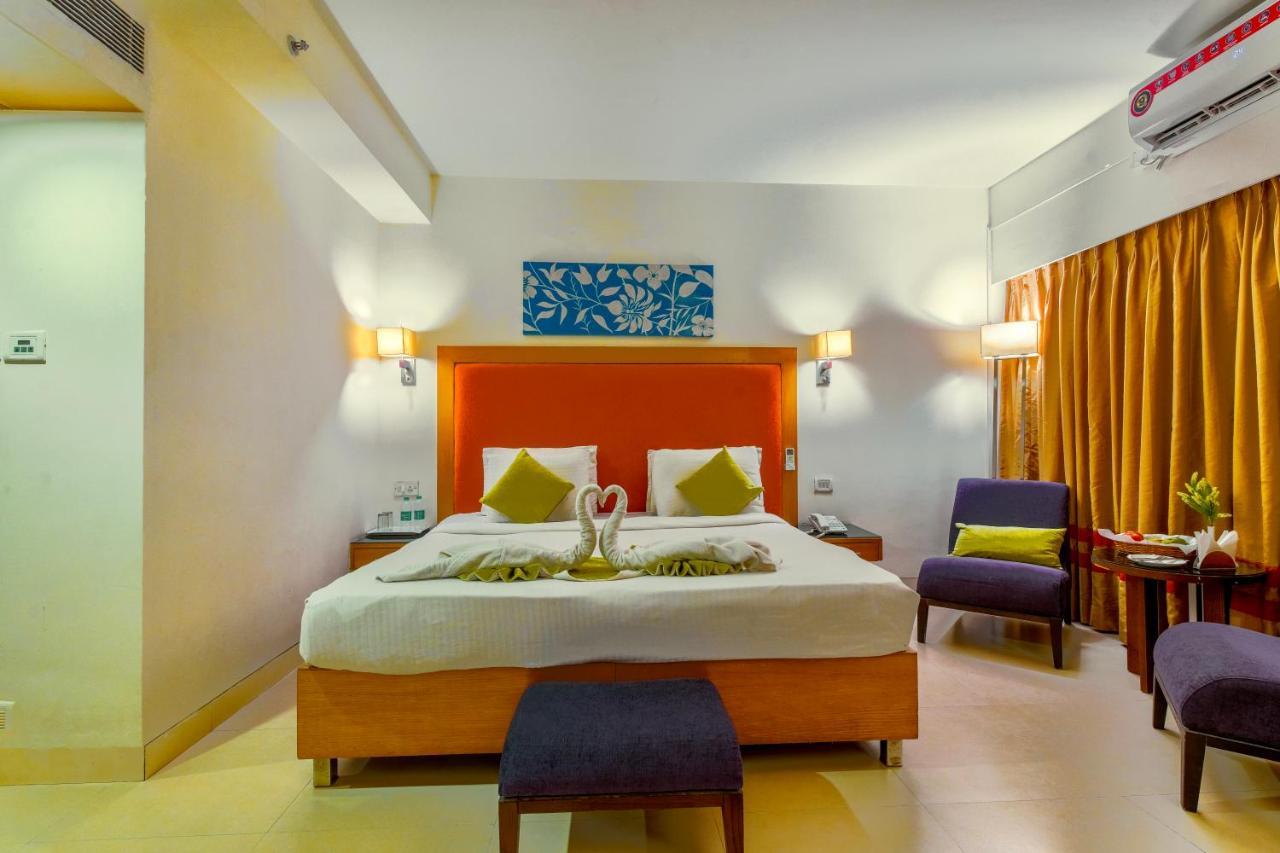 Hotel Gis Select Banjara Hill Hyderabad Exterior foto